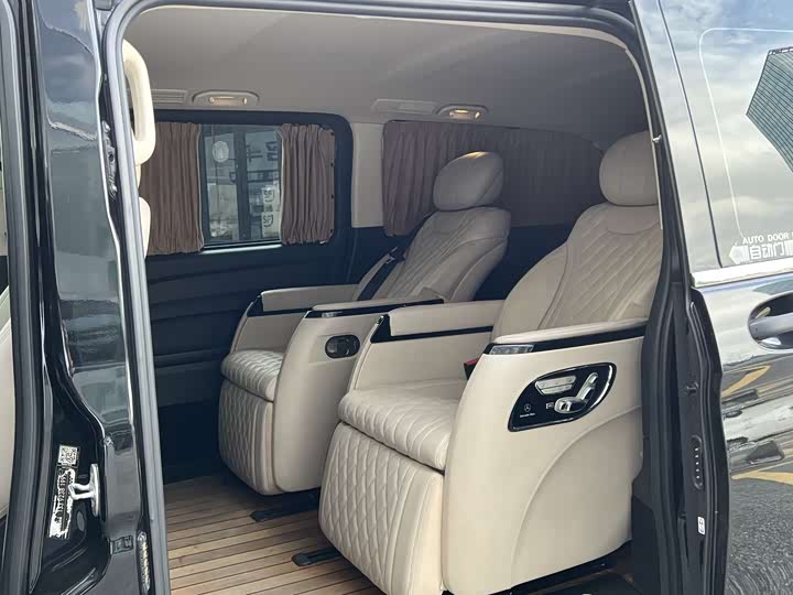 Фото 10 - Mercedes-Benz Vito