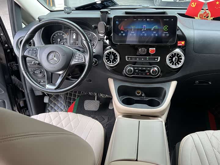 Фото 9 - Mercedes-Benz Vito