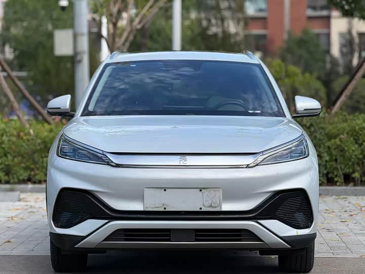 Фото 2 - BYD Yuan Plus