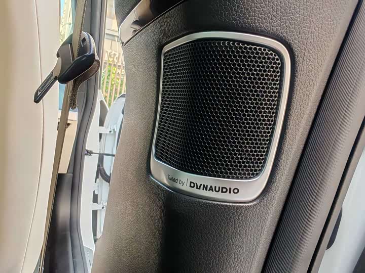 Фото 17 - XPeng P7