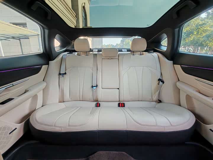 Фото 18 - XPeng P7