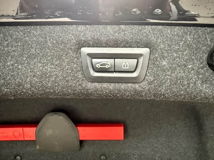 Фото 15 - BMW 5 Series Hybrid