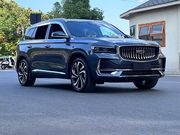 Фото 3 - Geely Monjaro