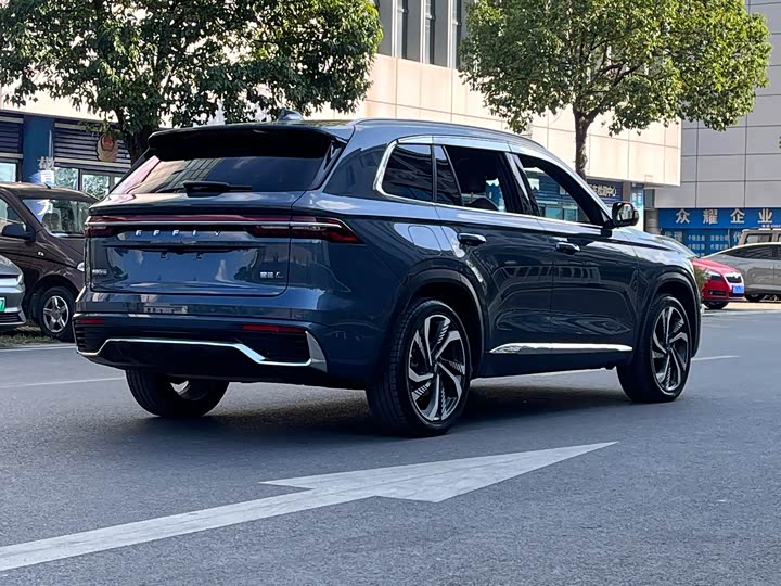 Фото 7 - Geely Monjaro