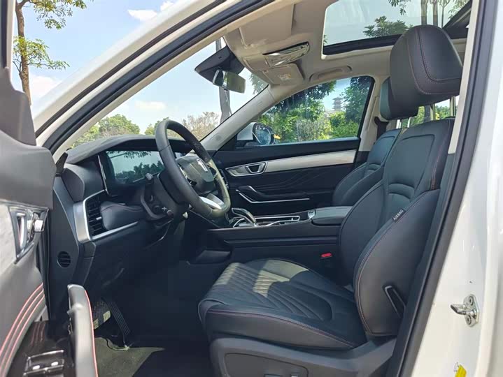 Фото 14 - Bestune T99