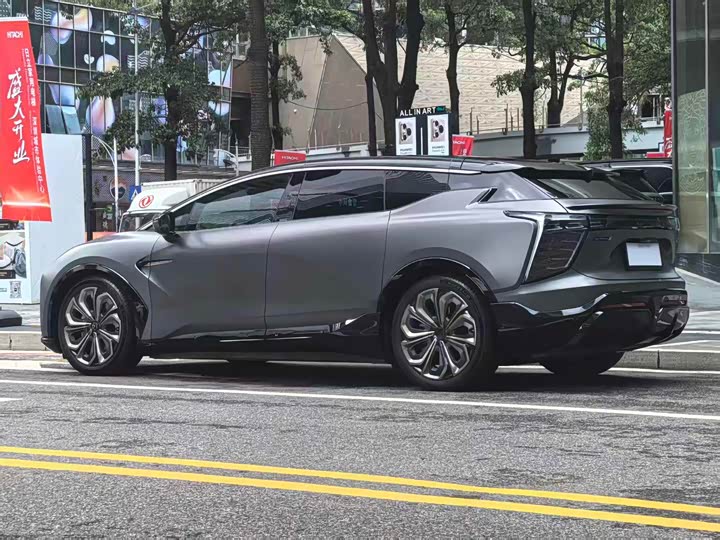 Фото 3 - HiPhi X