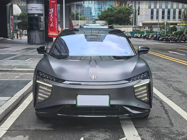 Фото 8 - HiPhi X