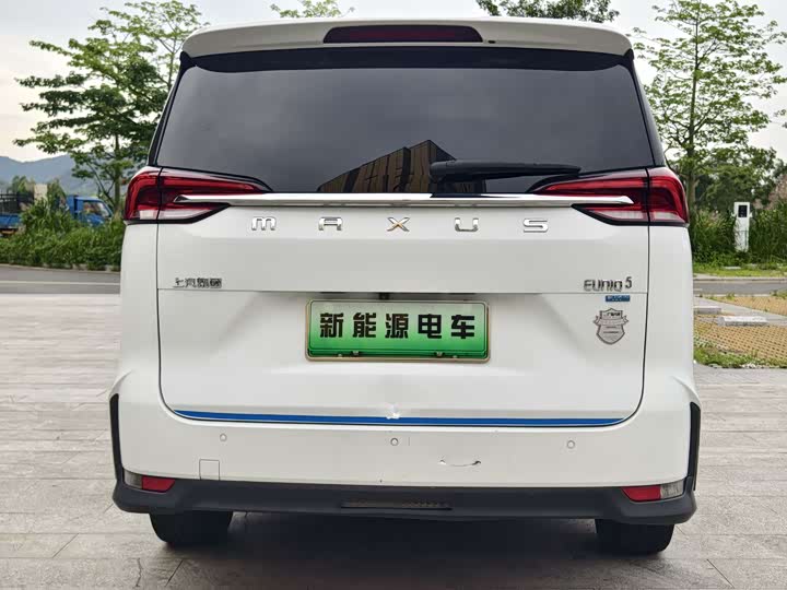 Фото 6 - Maxus Mifa 5