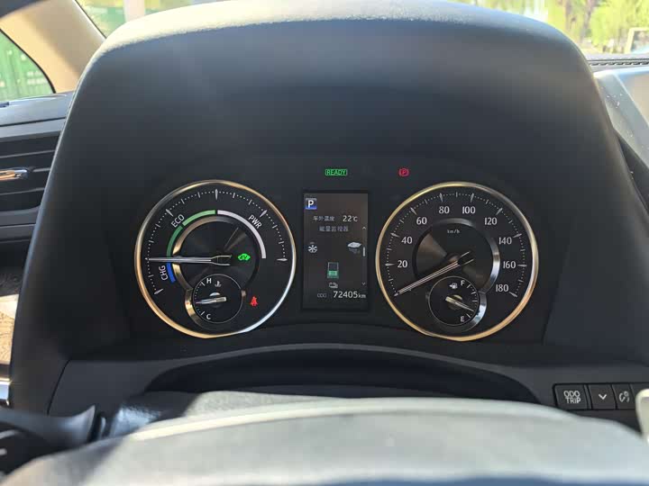 Фото 9 - Toyota Vellfire