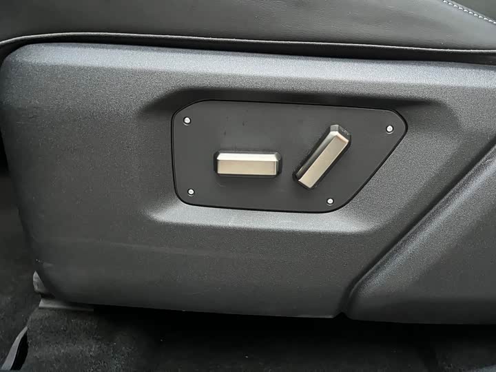 Фото 20 - Chery iCar V23