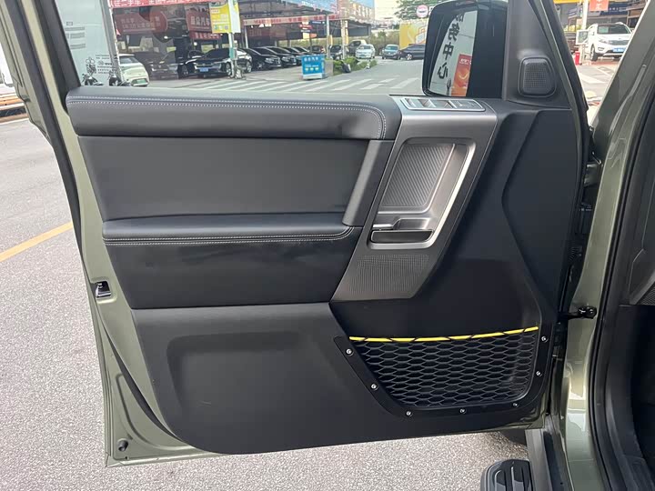 Фото 21 - Chery iCar V23