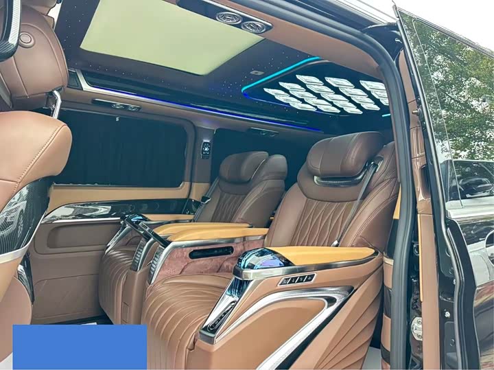 Фото 5 - Mercedes-Benz V-Class