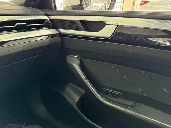 Фото 12 - Volkswagen CC