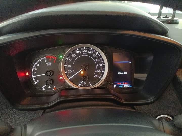 Фото 12 - Toyota Corolla