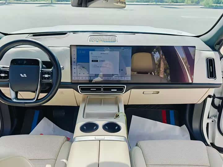 Фото 7 - LiXiang L7