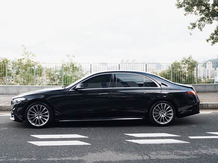Фото 6 - Mercedes-Benz S-Class