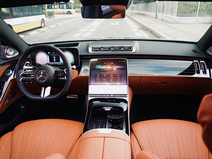 Фото 8 - Mercedes-Benz S-Class