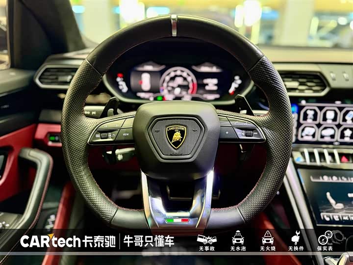 Фото 20 - Lamborghini Urus