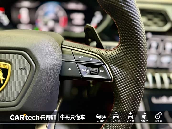 Фото 22 - Lamborghini Urus