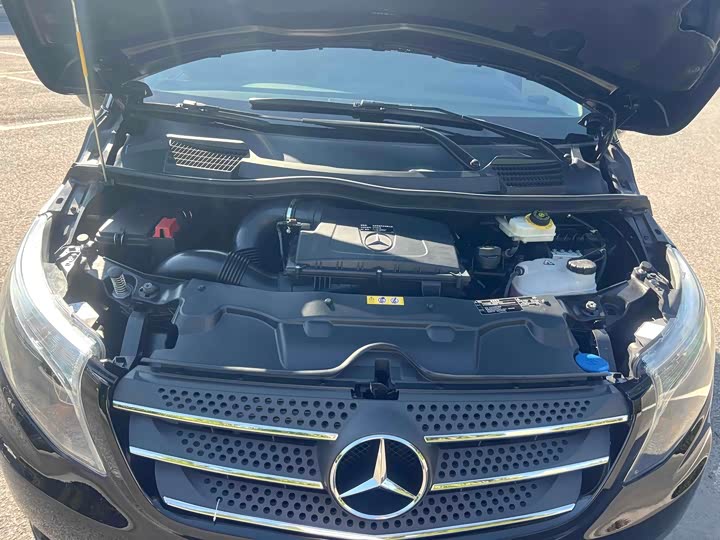 Фото 17 - Mercedes-Benz Vito