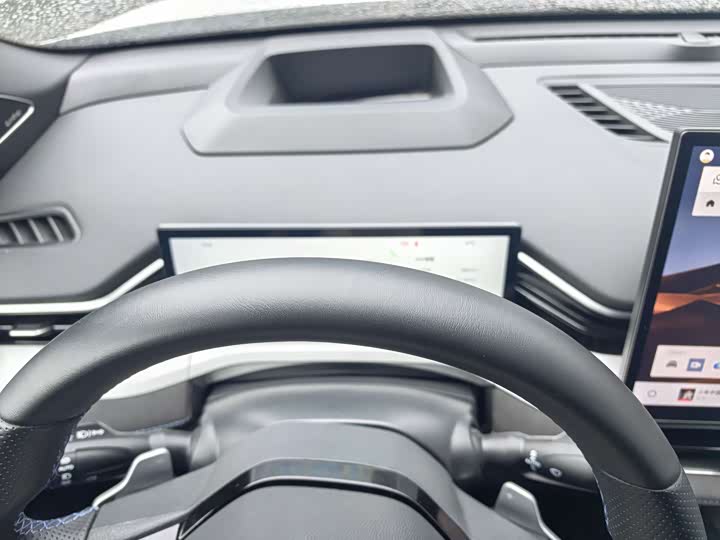 Фото 8 - Geely Preface