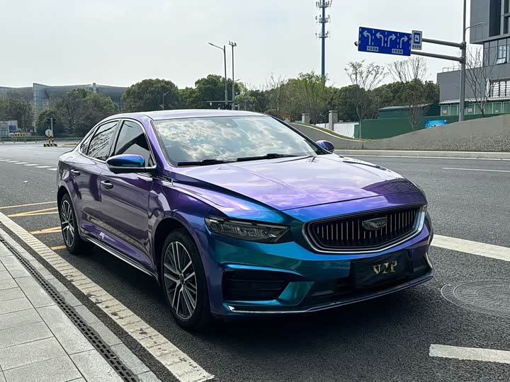 Фото 3 - Geely Preface