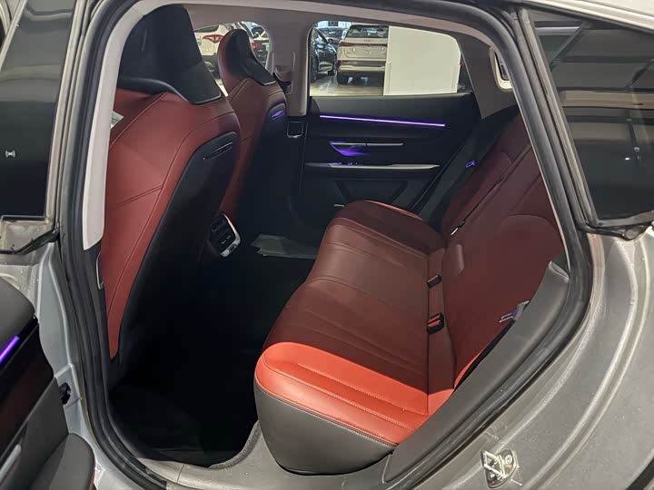 Фото 5 - XPeng P7