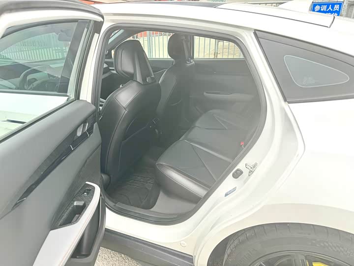 Фото 7 - Changan UNI-V