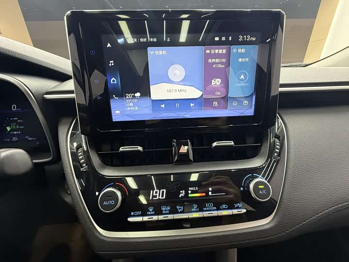 Фото 14 - Toyota Corolla Cross