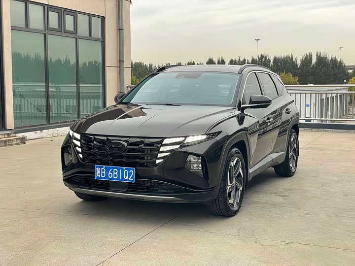 Фото 1 - Hyundai Tucson L