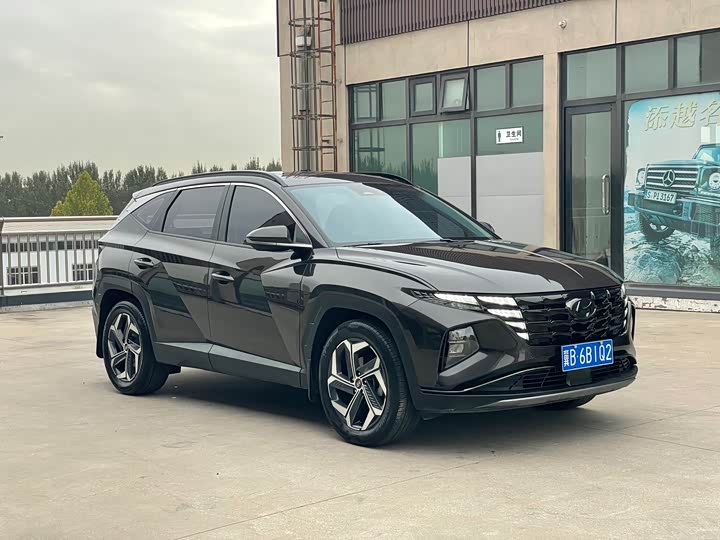 Фото 3 - Hyundai Tucson L