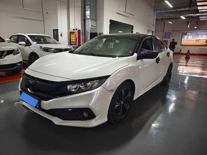 Фото 1 - Honda Civic