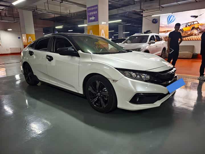 Фото 3 - Honda Civic
