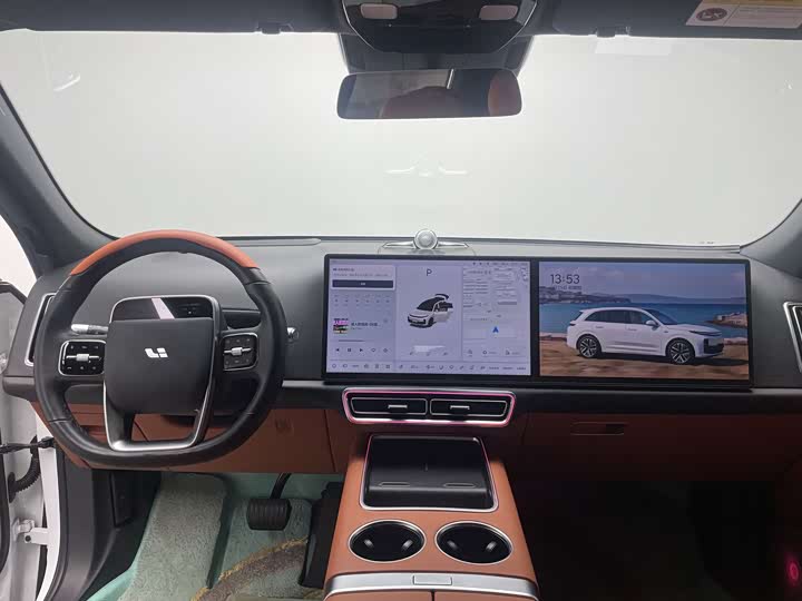 Фото 18 - LiXiang L7