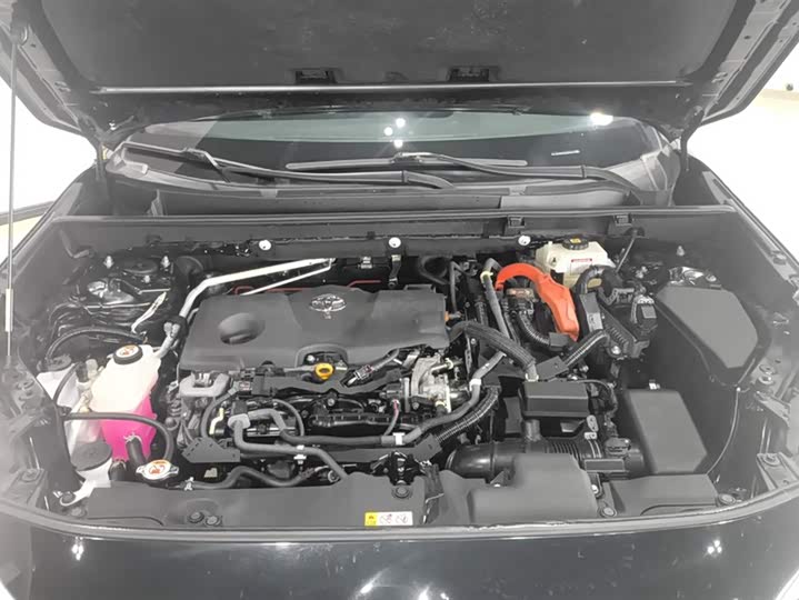 Фото 10 - Toyota Wildlander