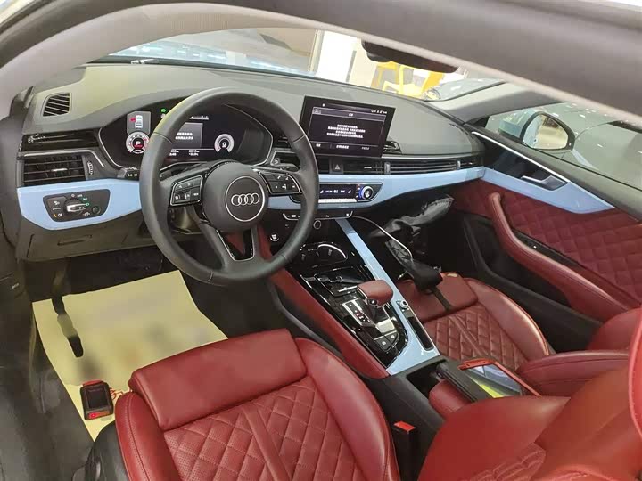 Фото 10 - Audi A5