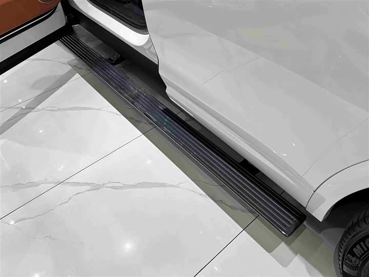 Фото 8 - LiXiang L7