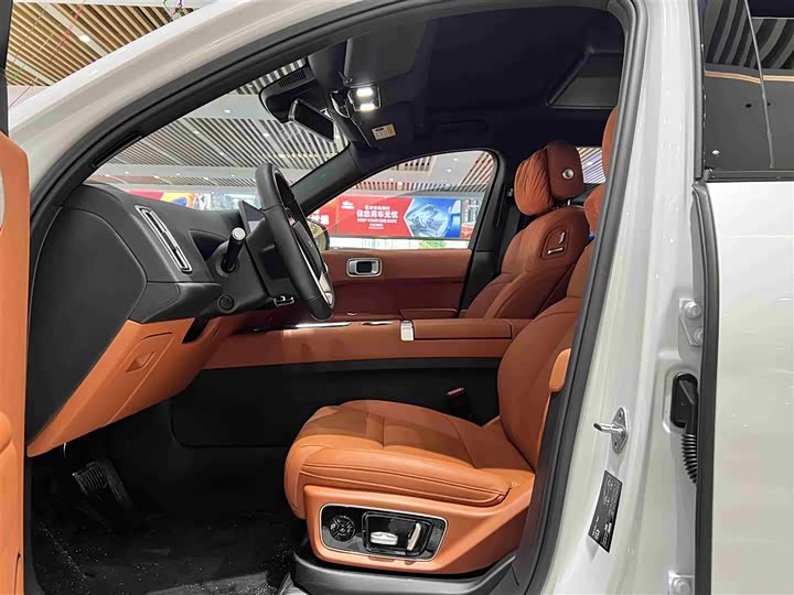 Фото 9 - LiXiang L7