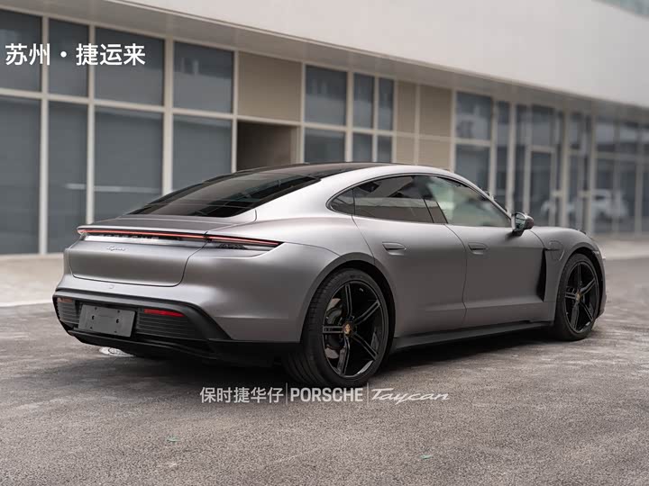 Фото 12 - Porsche Taycan