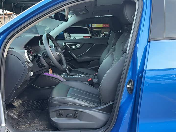 Фото 10 - Audi Q2L