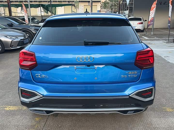 Фото 11 - Audi Q2L