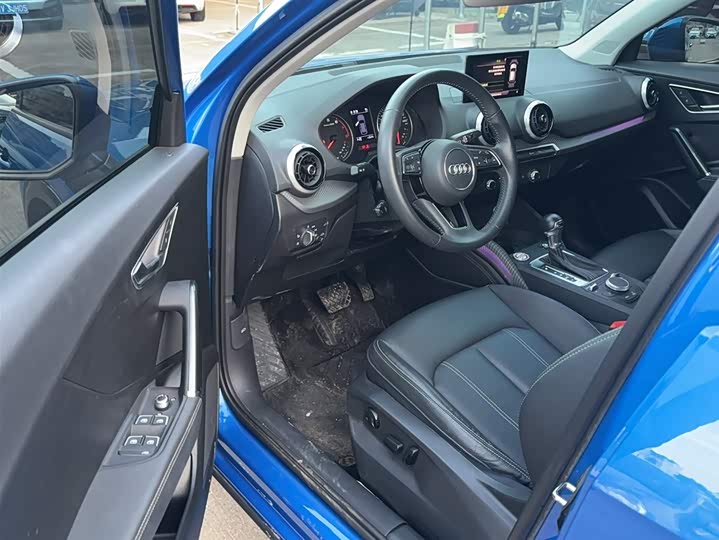 Фото 15 - Audi Q2L