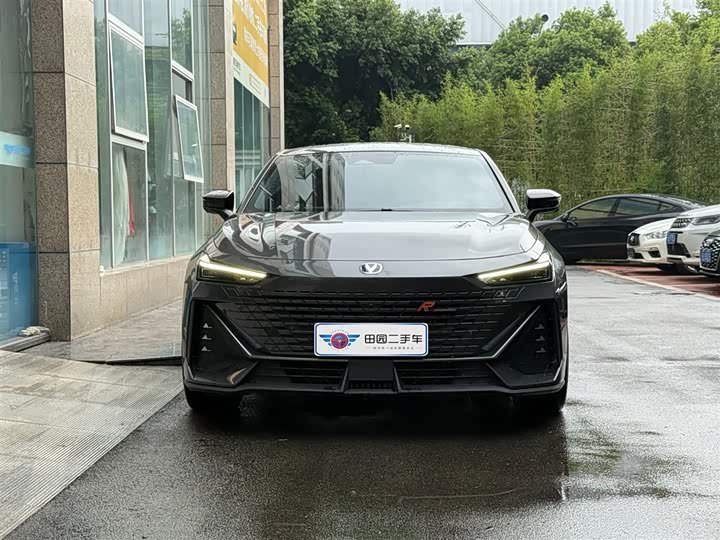 Фото 2 - Changan UNI-V Hybrid