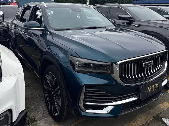 Фото 3 - Geely Monjaro