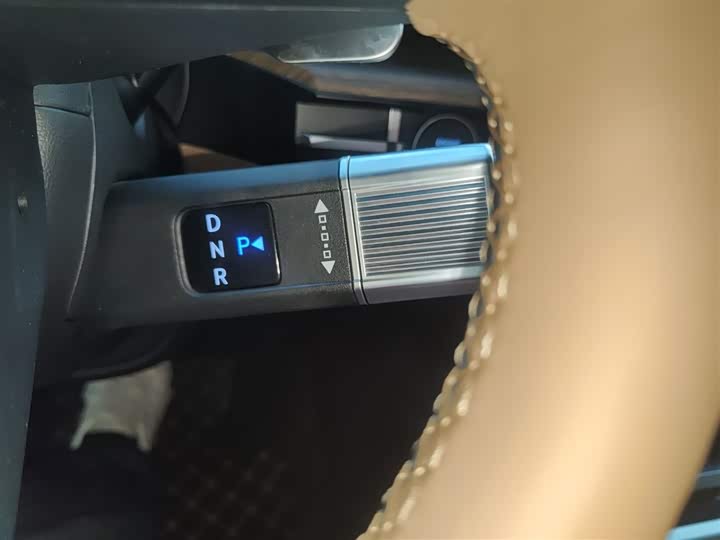 Фото 13 - Hyundai Santa Fe