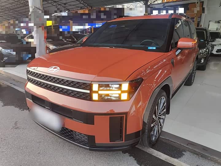 Фото 2 - Hyundai Santa Fe