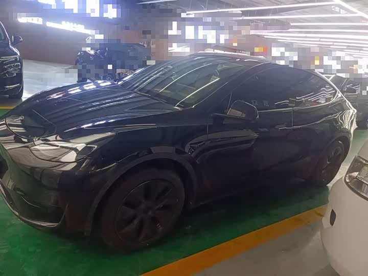 Фото 5 - Tesla Model Y