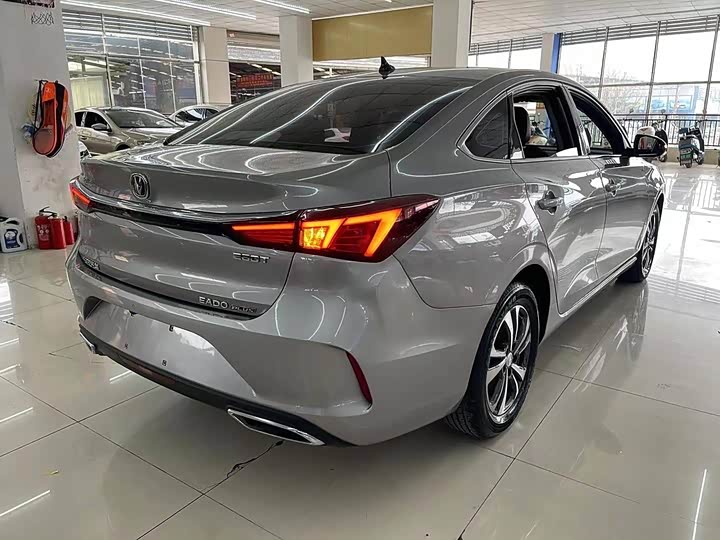 Фото 7 - Changan Eado Plus