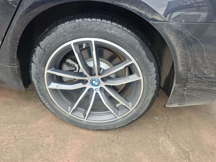 Фото 5 - BMW 5 Series Hybrid