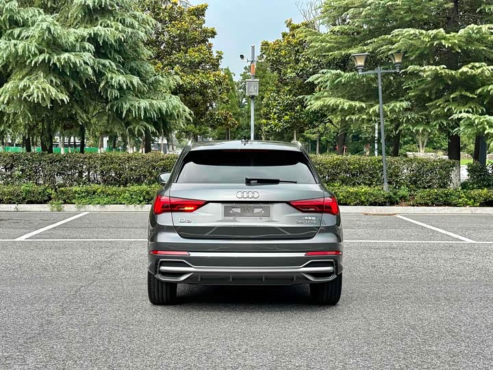 Фото 6 - Audi Q3